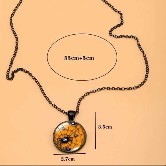 💥NWT💥 Halloween Spider Pendant Necklace - Picture 3 of 5
